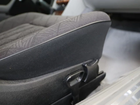 Mercedes-Benz E-CLASS 300 CE 24V 2P