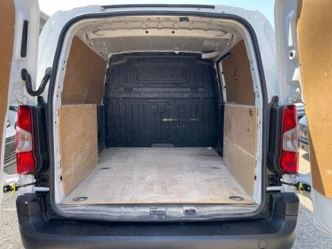 Peugeot Partner Pro Standard 600kg BlueHDi 73kW