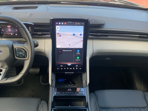 Ford Capri CX740L Premium R. Ext. RWD 77kWh 286CV