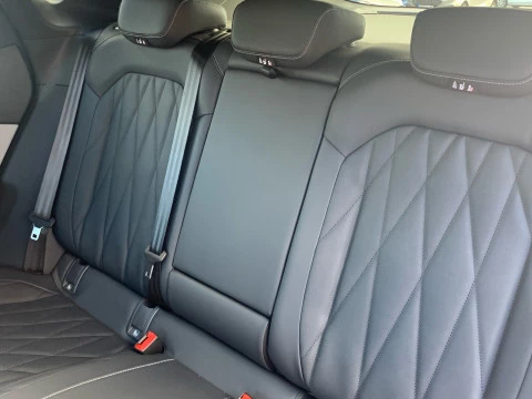 Ford Capri CX740L Premium R. Ext. RWD 77kWh 286CV