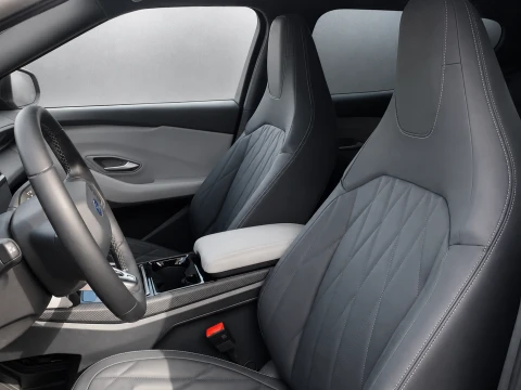 Ford Capri CX740L Premium R. Ext. RWD 77kWh 286CV
