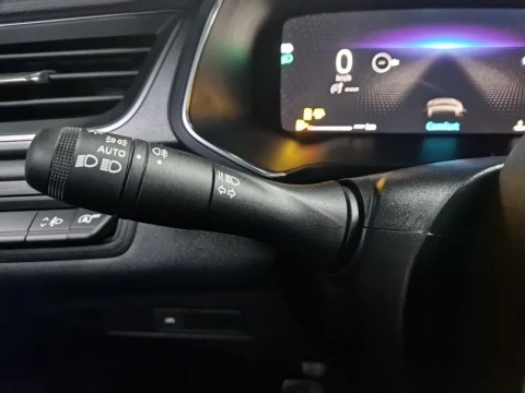 Renault Captur techno Eco-G 100cv (74 kW)