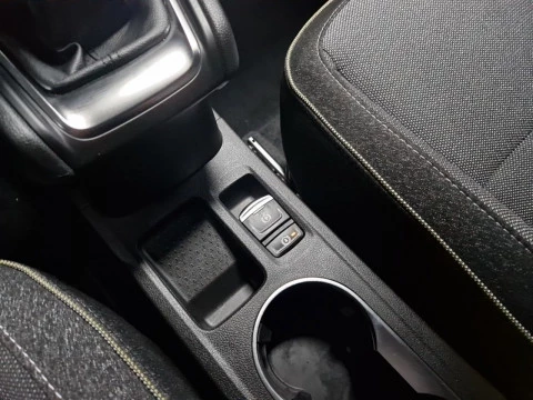 Renault Captur techno Eco-G 100cv (74 kW)