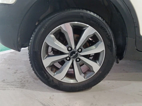 Kia Stonic 1.0 T-GDi 74kW (100CV) MHEV iMT Drive