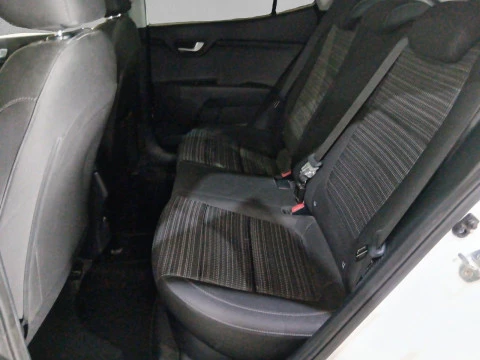 Kia Stonic 1.0 T-GDi 74kW (100CV) MHEV iMT Drive