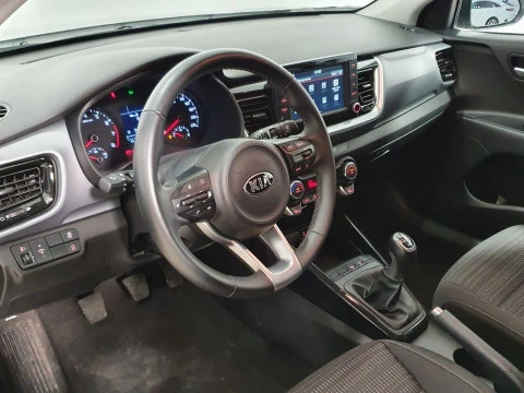 Kia Stonic 1.0 T-GDi 74kW (100CV) Drive