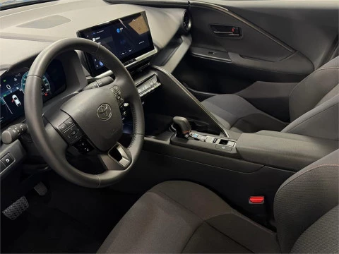 Toyota C-HR - Advance Hybrid 140
