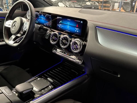 Mercedes-Benz EQA  250+