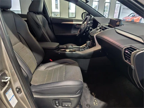 Lexus NX 300h F Sport 4WD