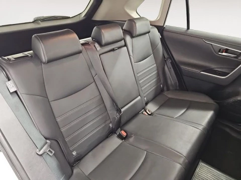 Toyota Rav4 2.5l 220H Advance