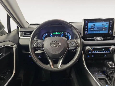 Toyota Rav4 2.5l 220H Advance