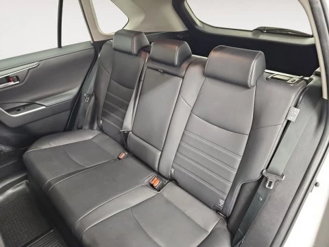 Toyota Rav4 2.5l 220H Advance