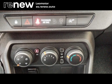 Dacia Sandero   SCe Essential 49kW