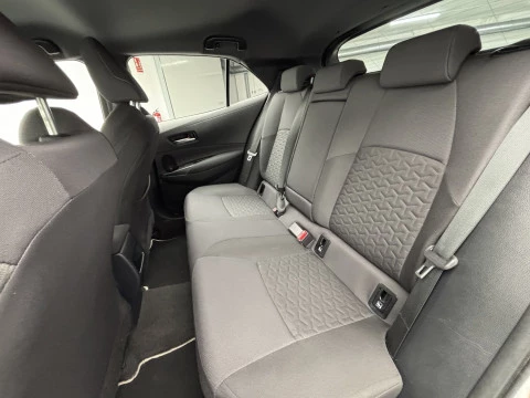 Toyota Corolla 1.8 125H ACTIVE TECH E-CVT