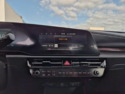 Kia Niro 1.6 GDi HEV 95kW (129CV) Drive