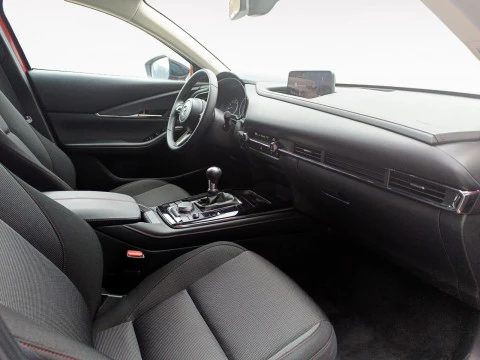 Mazda CX-30 2.5 E-SKYACTIV-G HOMURA 5P