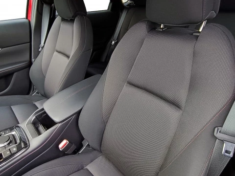 Mazda CX-30 2.5 E-SKYACTIV-G HOMURA 5P