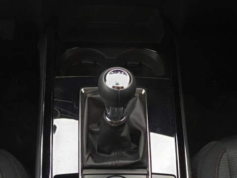 Mazda CX-30 2.5 E-SKYACTIV-G HOMURA 5P