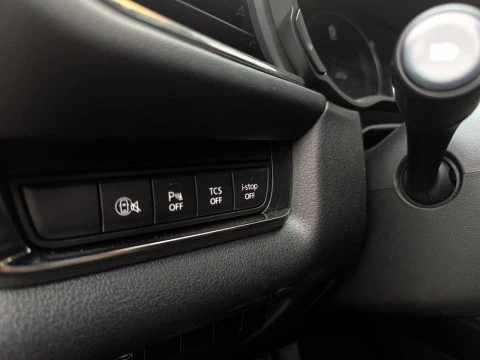 Mazda CX-30 2.5 E-SKYACTIV-G HOMURA 5P