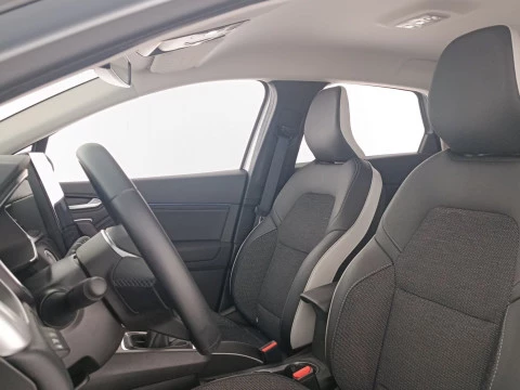 Renault Captur   TCe Techno 67kW