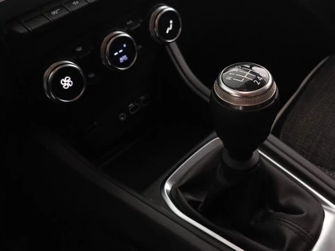 Renault Captur   TCe Techno 67kW