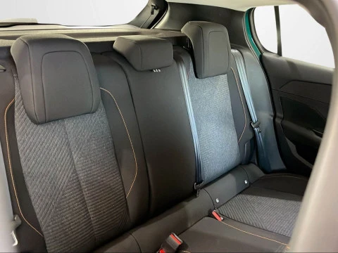 Peugeot 308 5P Style Hybrid MHEV 145 e-DCS6