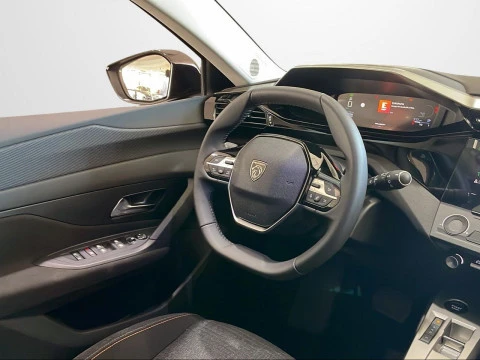 Peugeot 308 5P Style Hybrid MHEV 145 e-DCS6