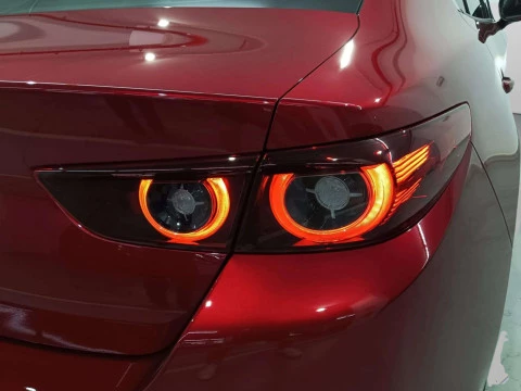 Mazda3 2.5 E-SKYACTIV-G EXCLUSIVE-LINE 140 4P