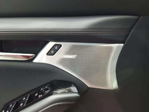 Mazda3 2.5 E-SKYACTIV-G EXCLUSIVE-LINE 140 4P