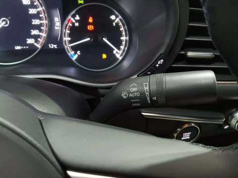 Mazda3 2.5 E-SKYACTIV-G EXCLUSIVE-LINE 140 4P