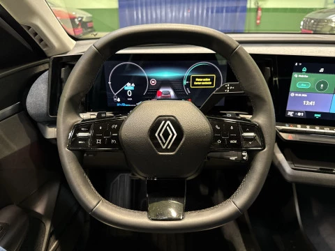 Renault Megane E-Tech Equilibre EV40 standard ch. 96 kW (130 CV)