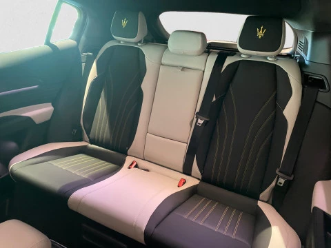 Maserati Grecale Modena L4 MHEV 330CV AWD