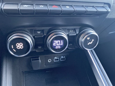 Renault Clio techno Eco-G 100cv (74kW)