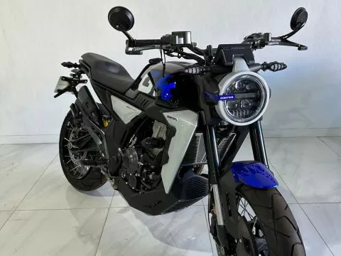 Zontes GK350 SPORTSCAFE GK350 SPORTSCAFE Zontes GK350 SPORTSCAFE GK350 SPORTSCAFE