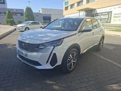 Peugeot 3008 Hybrid 225 e-EAT8 Allure