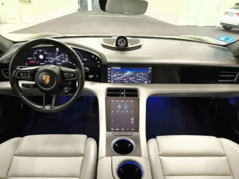 Porsche Taycan Turbo S 560 kW (761 CV)