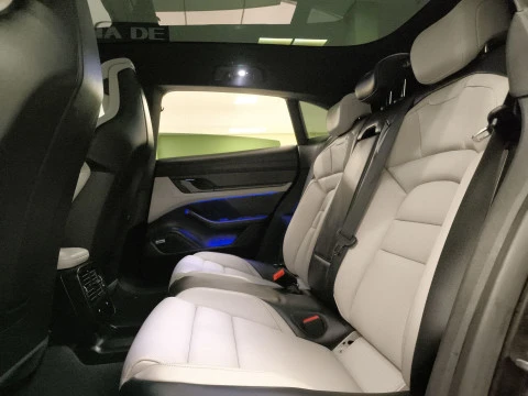 Porsche Taycan Turbo S 560 kW (761 CV)