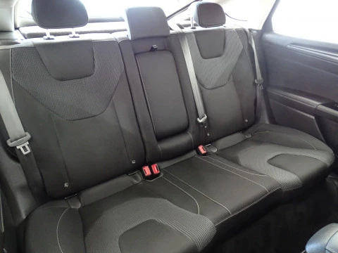 Ford Mondeo 2.0 TDCi 110kW (150CV) Titanium 235