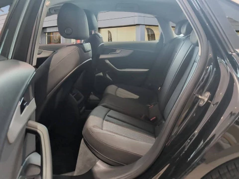 Audi A4 Avant Advanced 35 TDI 120kW S tronic