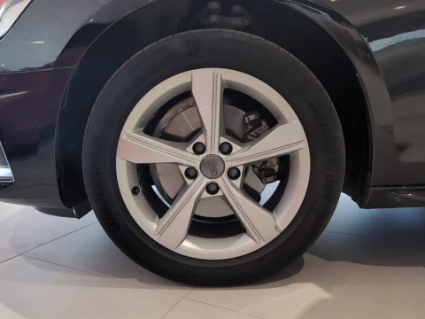 Audi A4 Avant Advanced 35 TDI 120kW S tronic