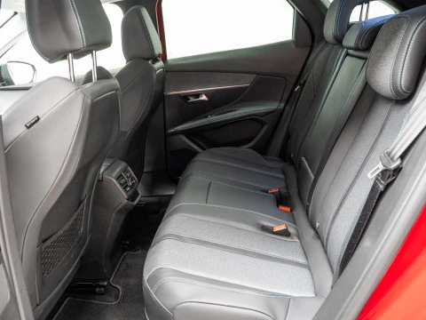 Peugeot 3008 Hybrid 225 e-EAT8 Allure Pack