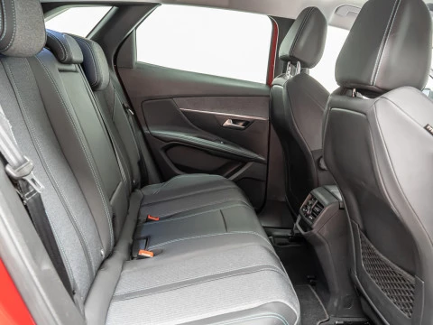 Peugeot 3008 Hybrid 225 e-EAT8 Allure Pack