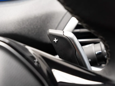 Peugeot 3008 Hybrid 225 e-EAT8 Allure Pack