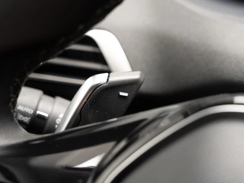 Peugeot 3008 Hybrid 225 e-EAT8 Allure Pack