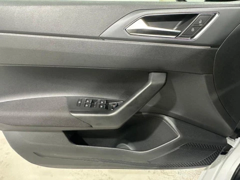 Volkswagen Taigo R-Line 1.0 TSI 85 kW (116 CV) DSG