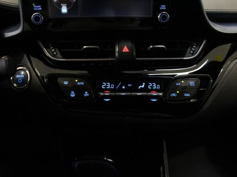 Toyota C-HR 1.8 125H Advance