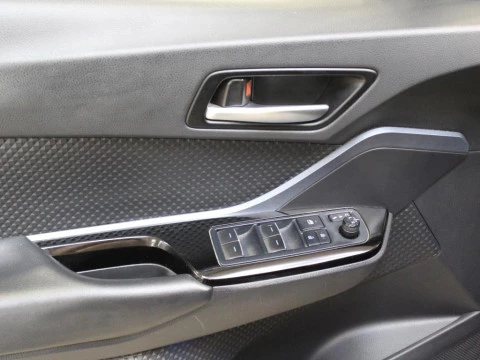 Toyota C-HR 1.8 125H Advance