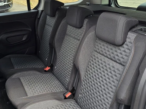 Peugeot Rifter Rifter GT BlueHDi 130 EAT8 Standard