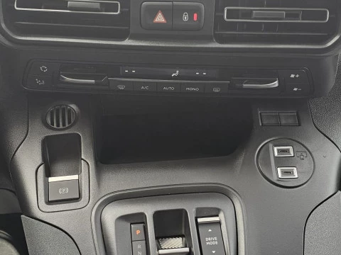 Peugeot Rifter Rifter GT BlueHDi 130 EAT8 Standard