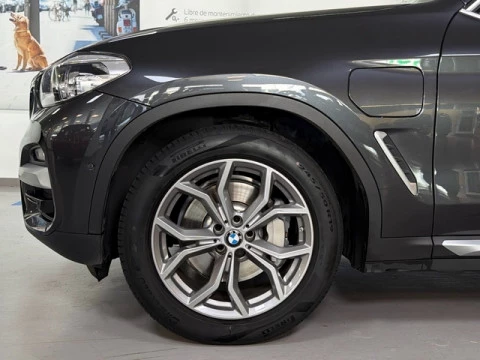 BMW X3 xDrive30e 215 kW (292 CV)